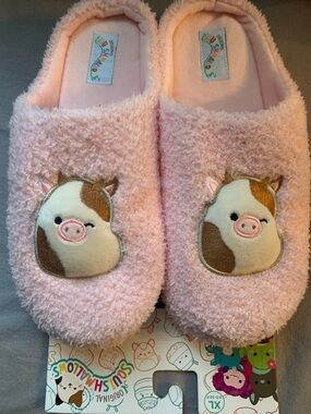 🆕- Original Squishmallows Pink Pig Plush Slippers